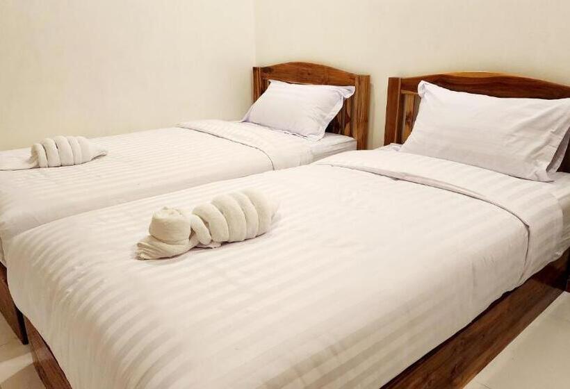 Standard Room, Chotika Hotel โรงแรมโชติกา ณ เชียงคาน