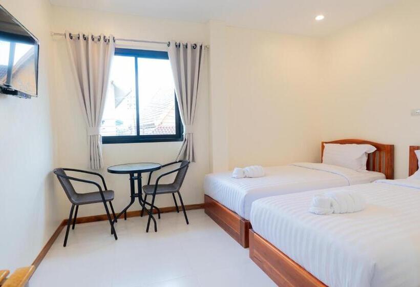 Standard Studio, Chotika Hotel โรงแรมโชติกา ณ เชียงคาน