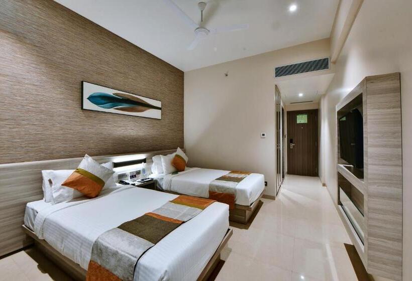 デラックスルーム, Click Hotel Pithampur