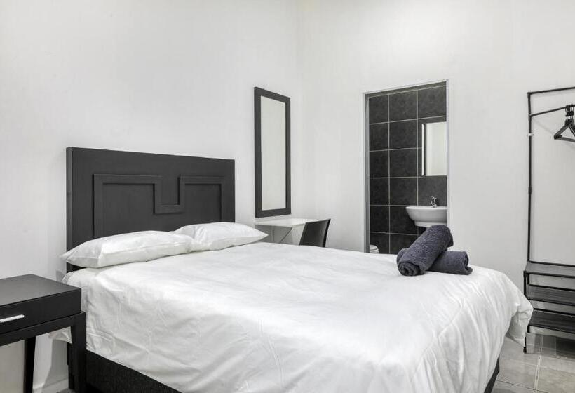 Номер Economy, Inn & Out Express Sea Point