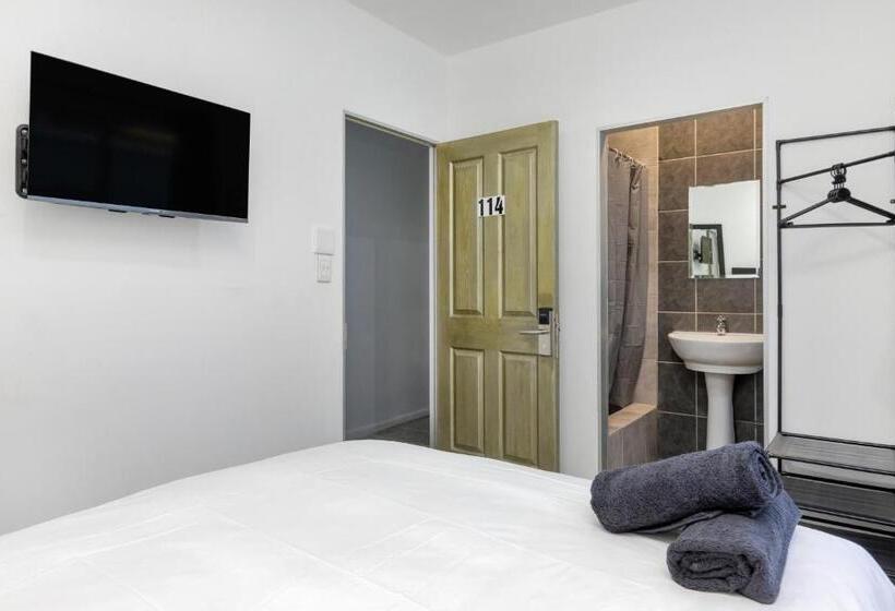 Номер Economy, Inn & Out Express Sea Point