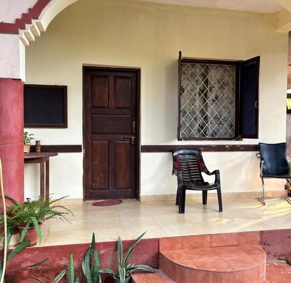 اتاق لوکس, Anjunapalms Guesthouse