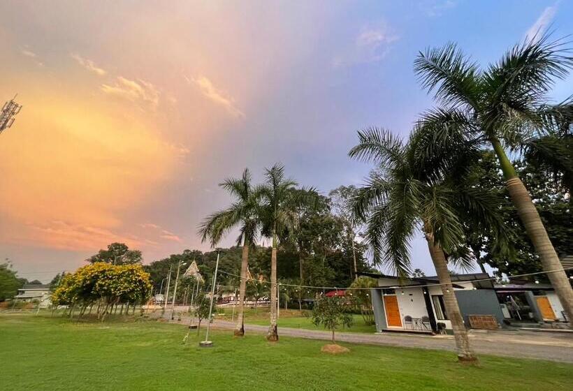 غرفة قياسية سرير كينج, Suptara Resort