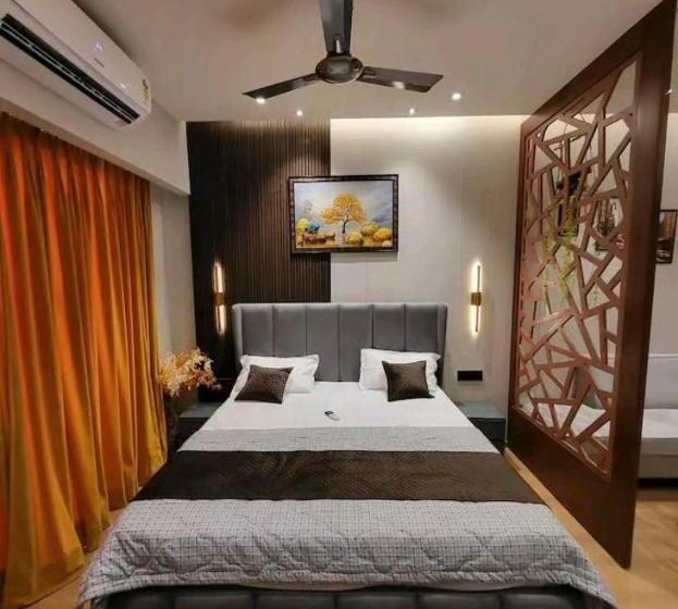 استودیوی استاندارد, The Heaven Studios