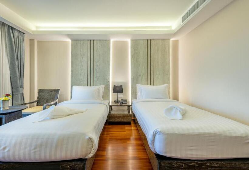 اتاق استاندارد با چشم‌انداز استخر, Treepana Boutique Hotel, Huahin