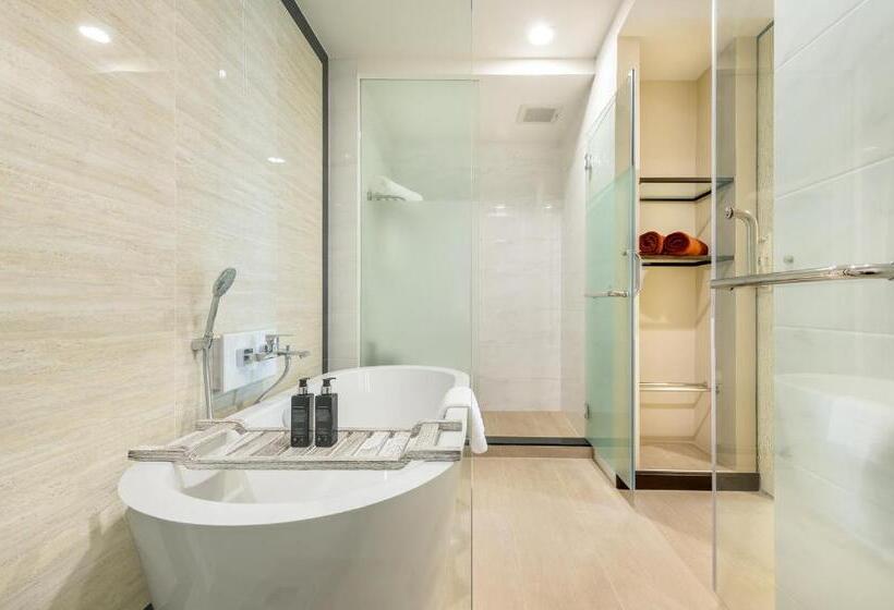 اتاق استاندارد با چشم‌انداز استخر, Treepana Boutique Hotel, Huahin