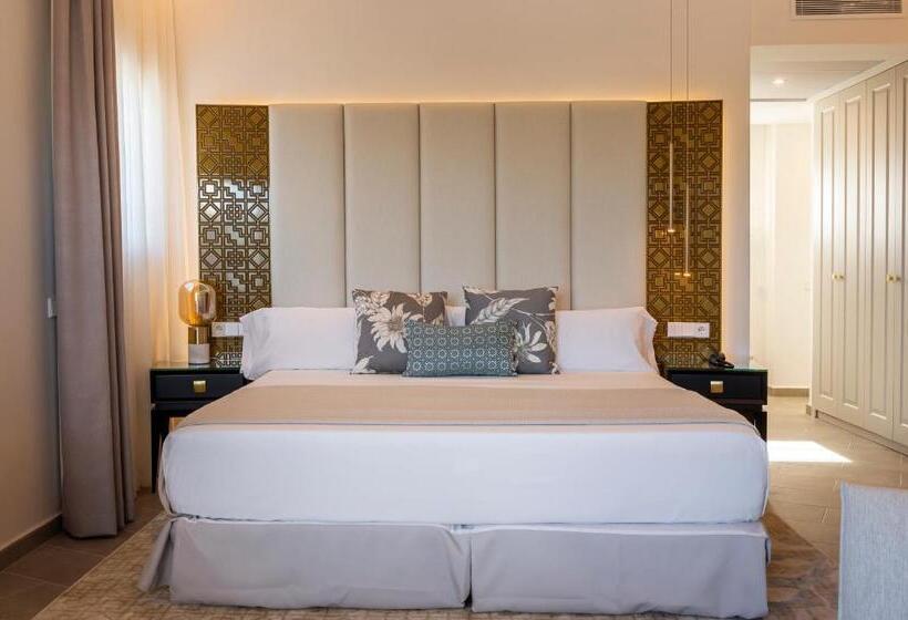 اتاق لوکس, Dionis Boutique Hotel & Spa