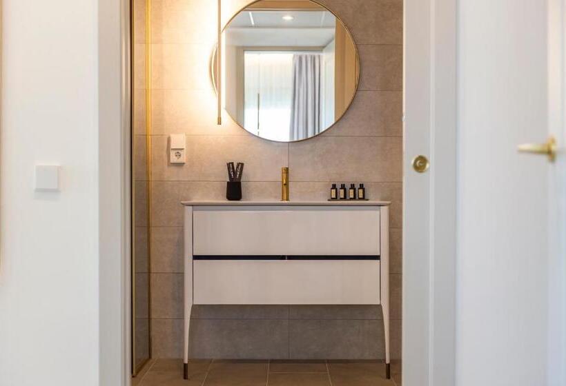 سوئیت پرزیدنت, Dionis Boutique Hotel & Spa