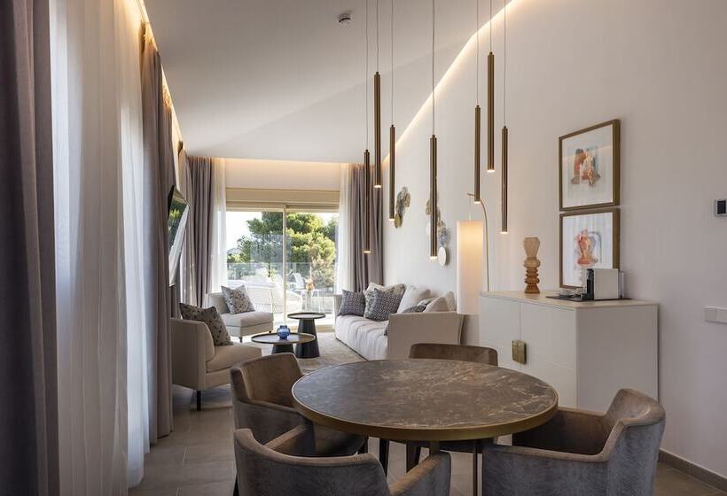 سوئیت پرزیدنت, Dionis Boutique Hotel & Spa