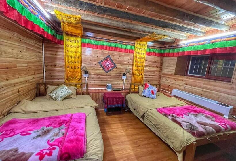 バス共有のスタンダードルーム, Tavern Hostel仁和客栈