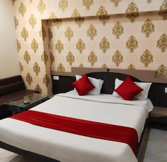 اتاق کلاسیک سه تخته, Collection O 80999e Hotel Stay