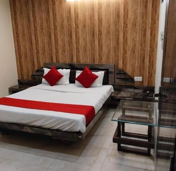 اتاق کلاسیک سه تخته, Collection O 80999e Hotel Stay