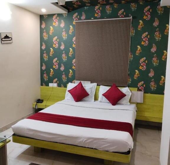 اتاق کلاسیک سه تخته, Collection O 80999e Hotel Stay