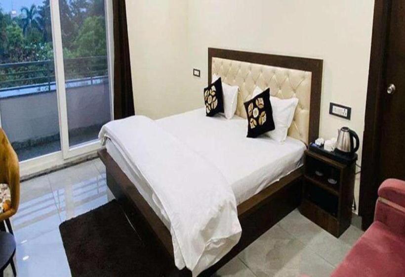 اتاق لوکس, Fabhotel Vihaan Residency
