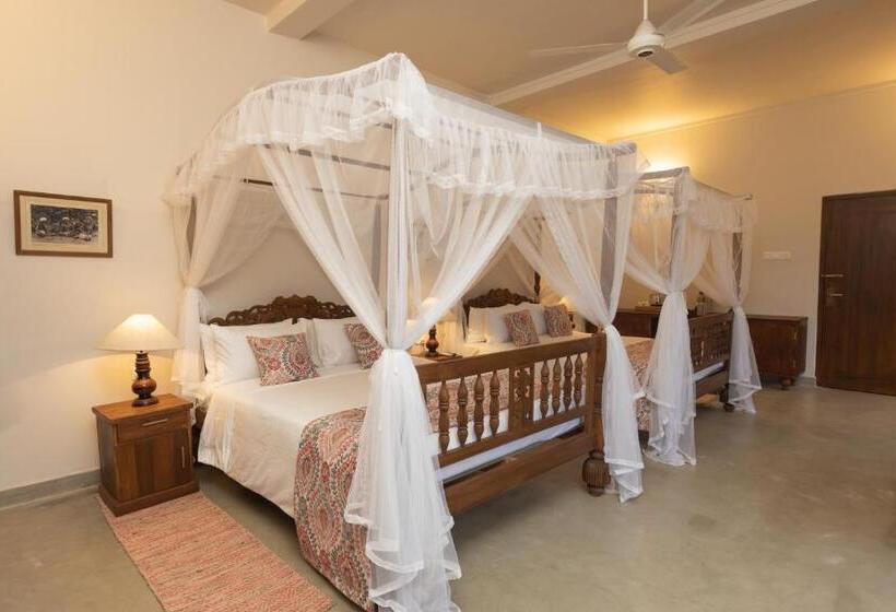 Семейный Номер, Edgar Mansion Kandy