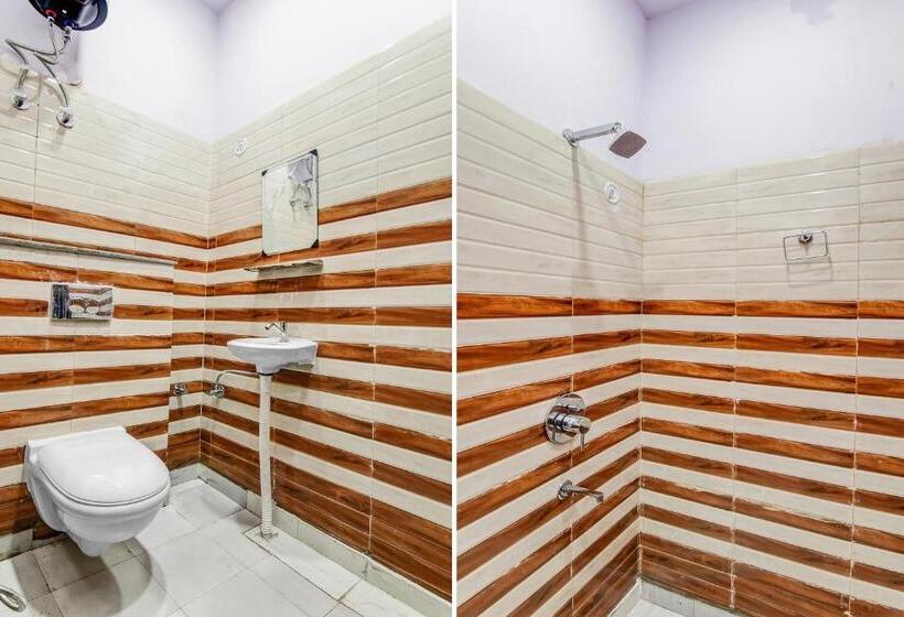 Трехместный Номер Классика, Flagship Shri Krishna Guest House