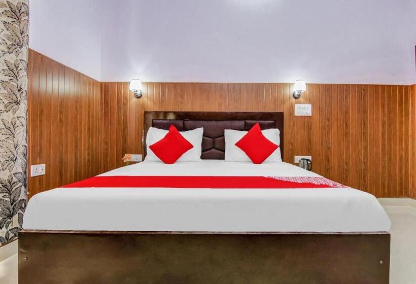 Трехместный Номер Классика, Flagship Shri Krishna Guest House