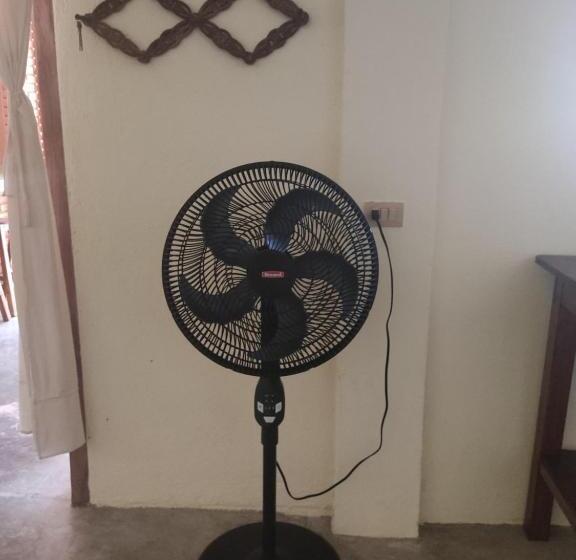 استودیوی لوکس, Maza Y Tona, Prívate House With Yoga Studio