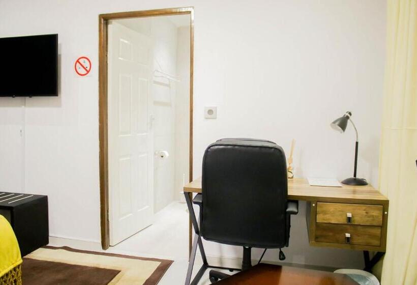 اتاق استاندارد با چشم‌انداز باغ, Pitikwe Hill Guesthouse