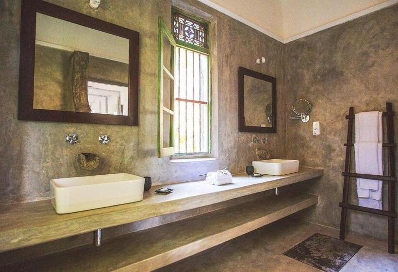 Четырехместный Номер Стандарт, Villa Sisila   Thalduwa Island Villas