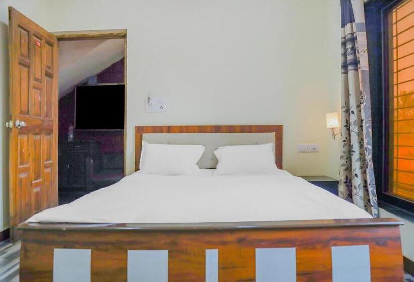 Трехместный Номер Классика, Oyo Flagship 84379 York Inn