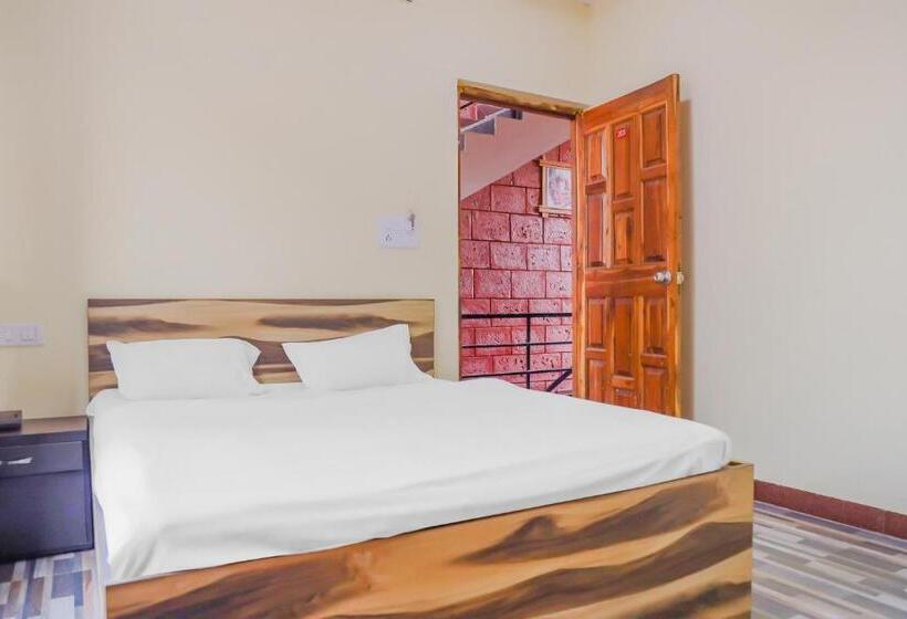 Трехместный Номер Классика, Oyo Flagship 84379 York Inn