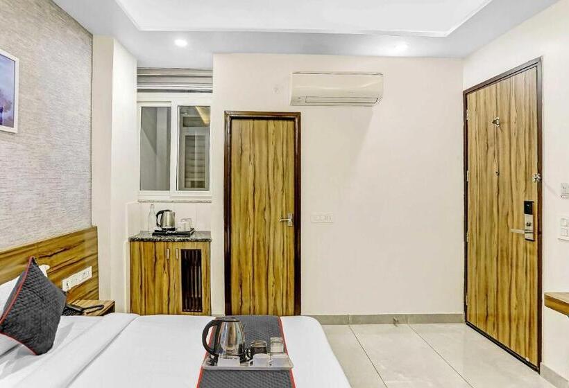 Quarto Triplo Clássico, Townhouse 816 Diamond Tree Near Dilshad Garden Metro Station