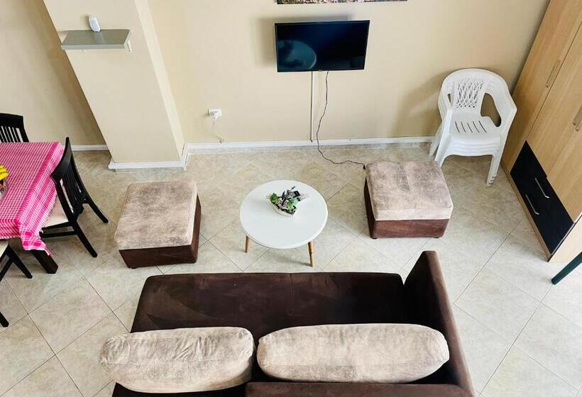استودیوی استاندارد, Lungomare Studio Apartment