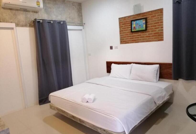 스탠다드 룸 킹사이즈 침대, เพ็ญวิวรีสอร์ท Phenview Resort