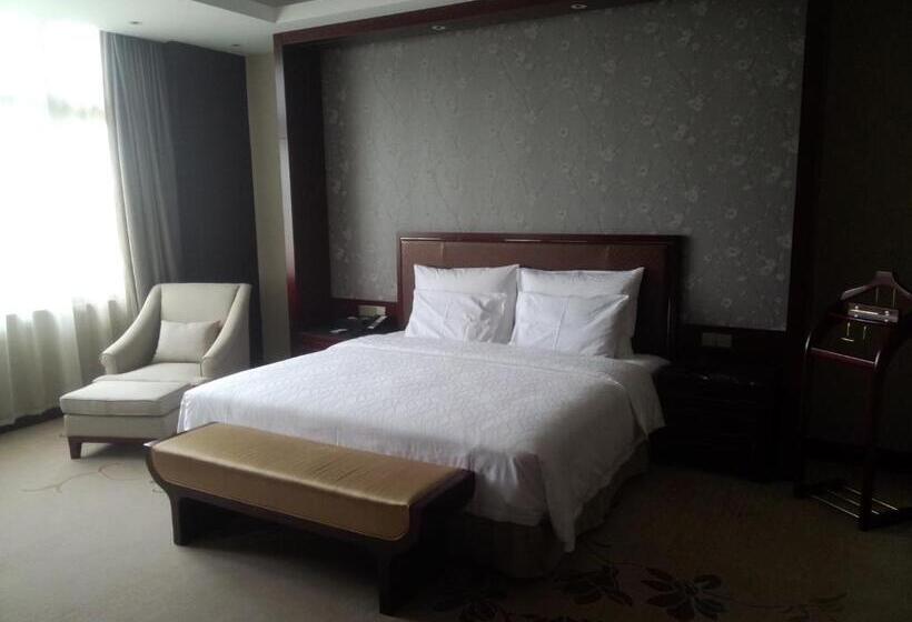 سوییت لوکس, Ln Dongfang Resort