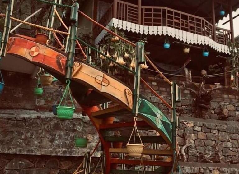 ویلای لوکس 1 خوابه, Kodai Heaven