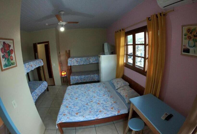 سوییت اجرایی, Complexo Desenferruja Uma Quadra Praia Da Ferrugem