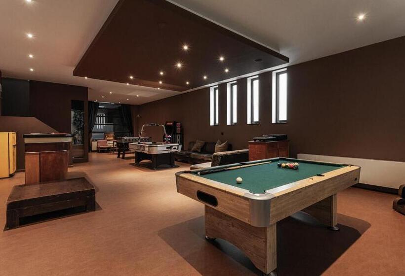 اتاق استاندارد, Comenstay Brussels