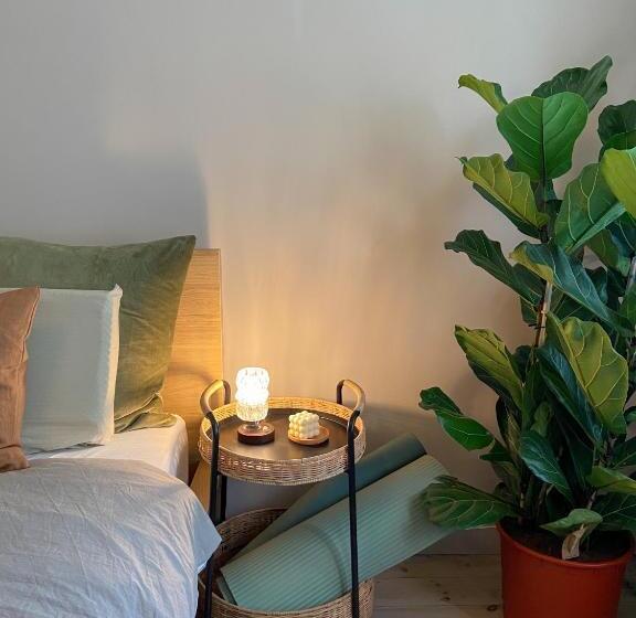 آپارتمان 1 خوابه همکف, Comenstay Brussels