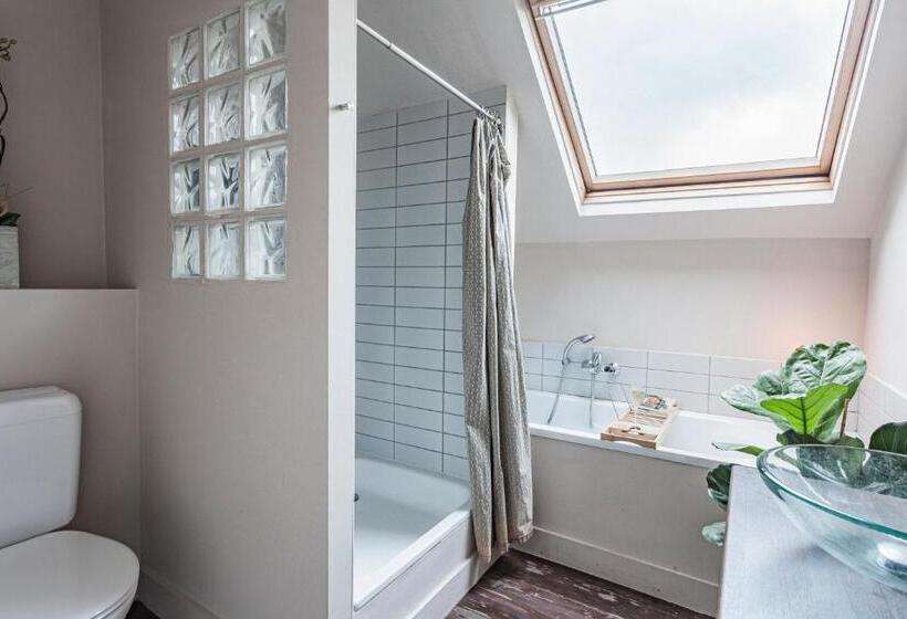 ویلای 1 خوابه, Comenstay Brussels