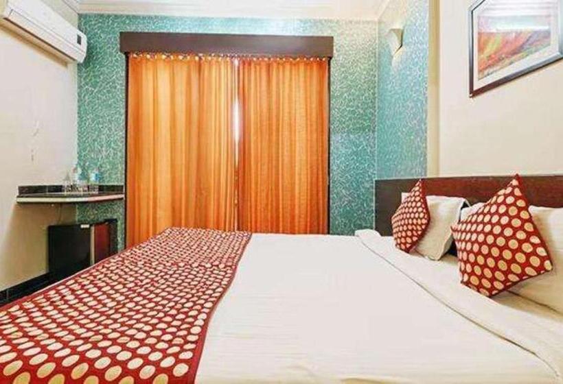 Quarto Deluxe, Fabhotel Prime Kb S Grand