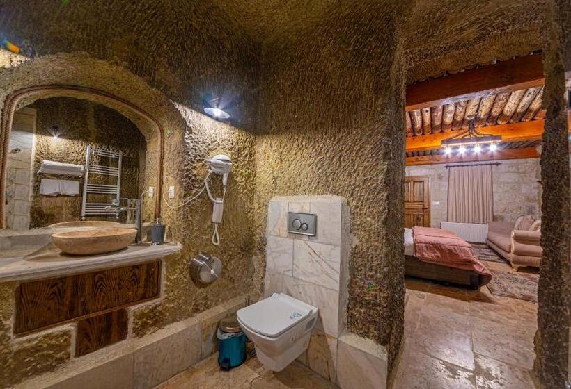 Люкс Повышенной Комфортности, Belenus Cave House