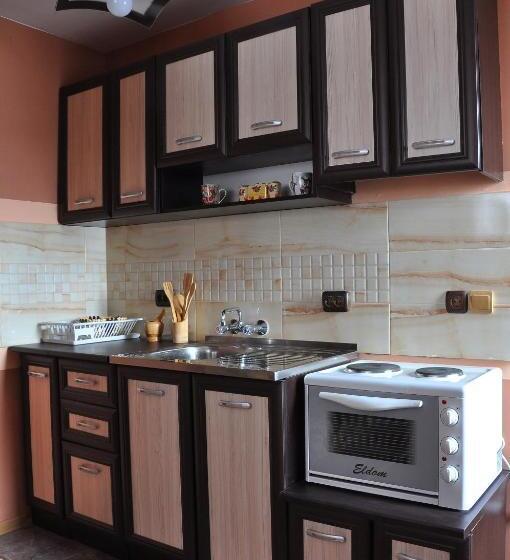 آپارتمان 1 خوابه با بالکن, Guest House Eli