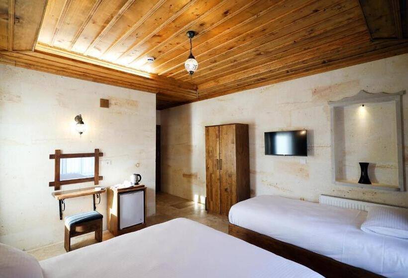 Семейный Номер, Rocca Stone House