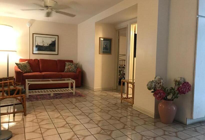 １ベッドルームアパートメント, El Patio Motel