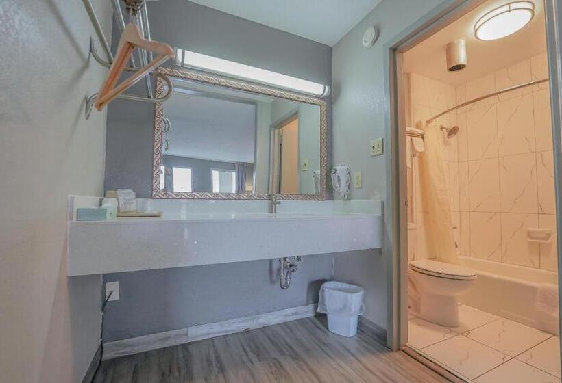 Номер Стандарт 2 Двуспальные Кровати, Executive Inn Locust Grove