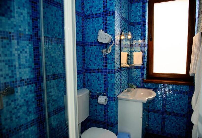 استودیوی استاندارد, Vila Hd