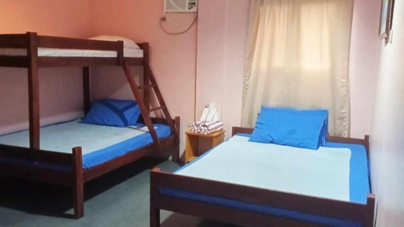 Quarto Familiar, C Djacob Haven And Tourist Inn