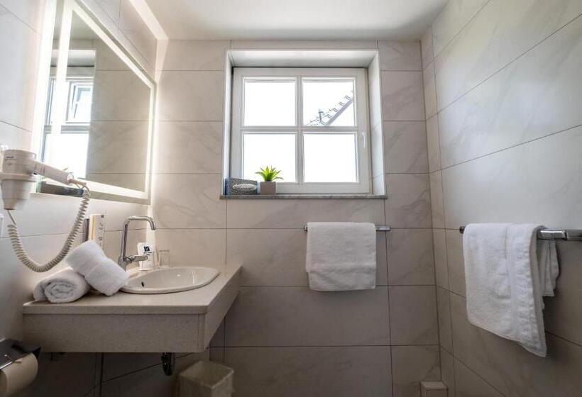 Номер Стандарт с Террасой, Landhotel Rosenhof Am Plauer See Garni Mit E Säule