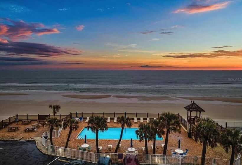 آپارتمان 1 خوابه با چشم‌انداز دریا, Ocean View Condo Daytona Beach