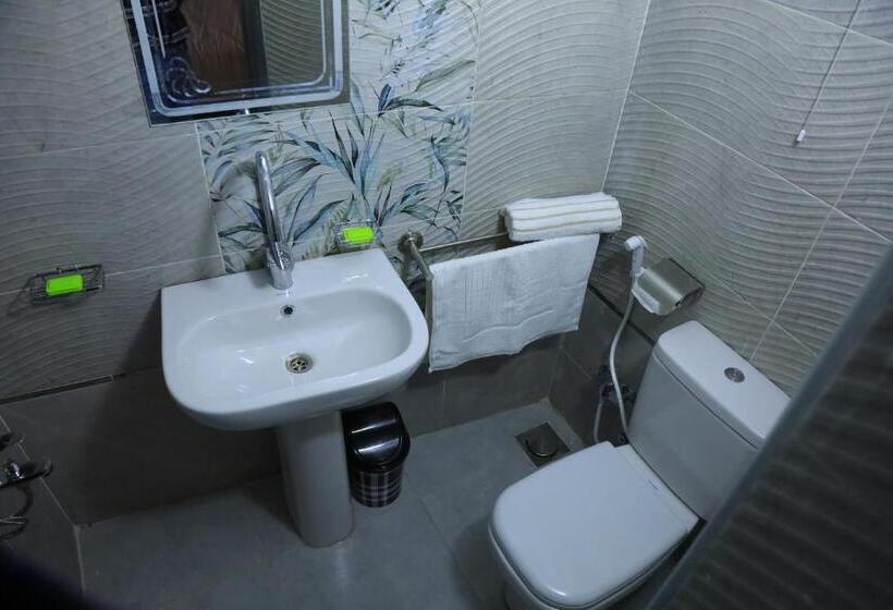 اتاق استاندارد با چشم‌انداز دریا, Crystala Guest House