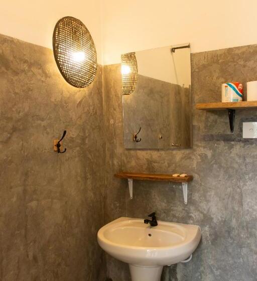 标准间, The Stables Hotel Midigama