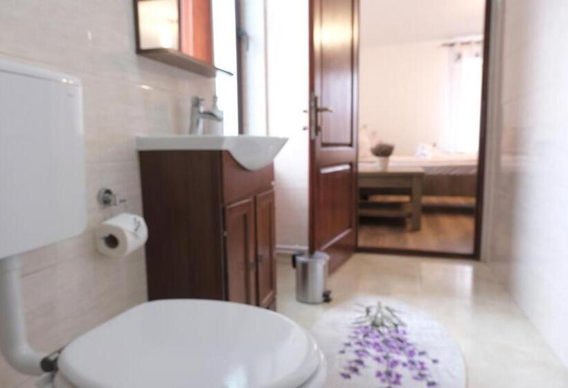Номер Стандарт Трехместный, Casa Pelerinului