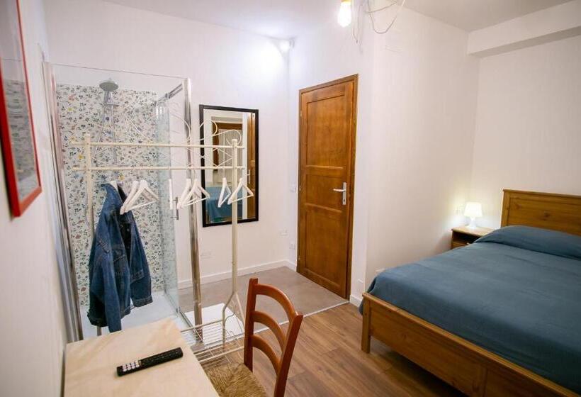 اتاق استاندارد, Rossotoscano