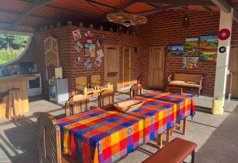 اتاق استاندارد با چشم‌انداز کوهستان, Habitación Privada Con Terraza Panorámica, Cocina, Parqueadero